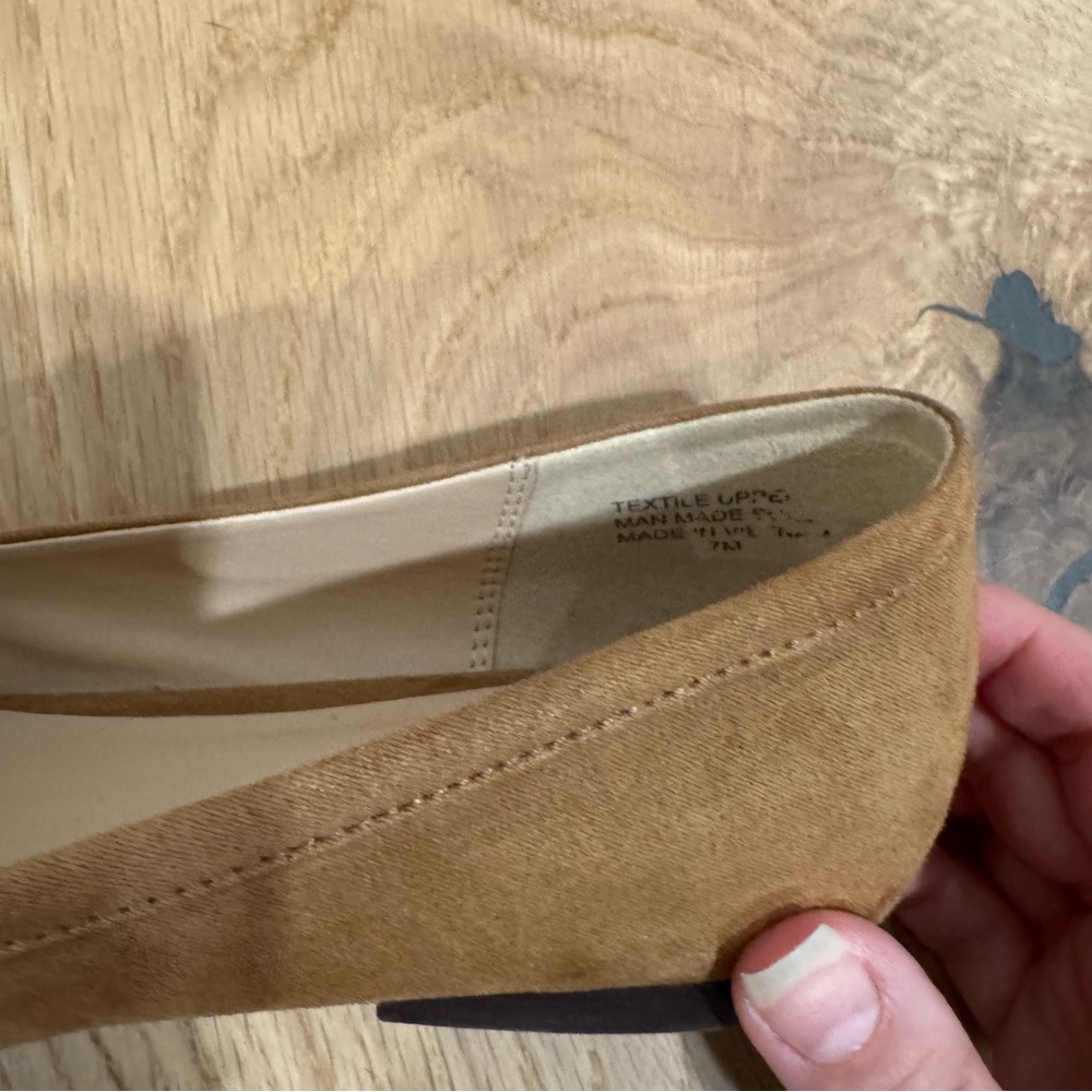 Loft faux suede horse bit loafers Tan. Size 7 - Picture 5 of 11